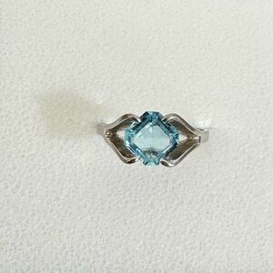 Sterling Silver Espo Blue Cubic Zirconia Ring Size 7